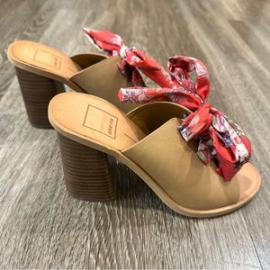 Dolce Vita Aleeya Tan Block Heel Leather Sandal - Never been worn!